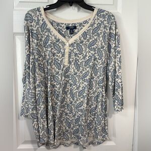 Chaps Cream and Blue Paisley V-Neck Top
